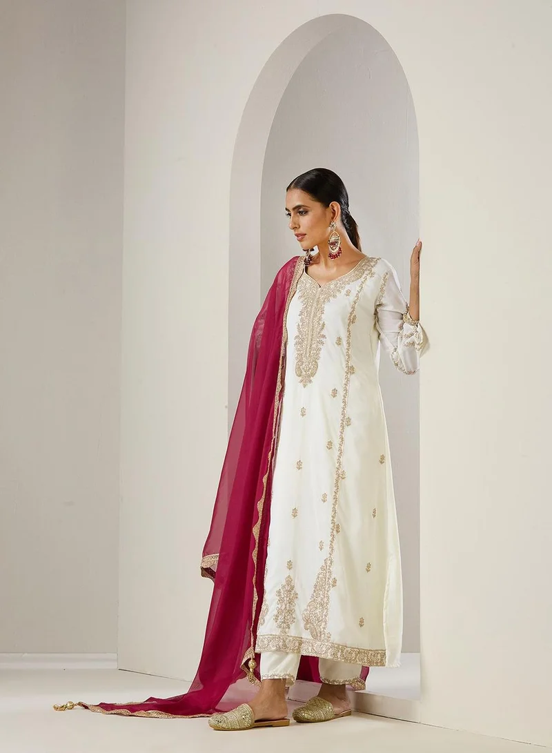 Ishin  Women's Off White Polyester Blend Printed Tunic Full Length Casual Straight Fit Kurta Set for Women | Best Price UAE